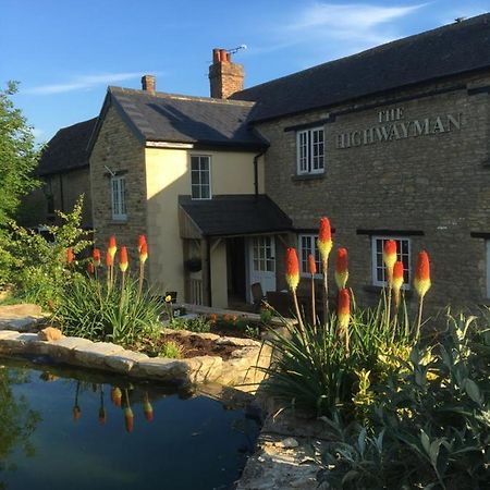 The Highwayman Hotel Kidlington Ngoại thất bức ảnh